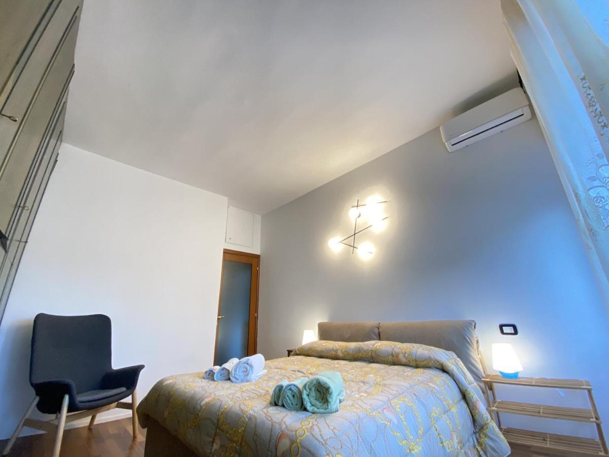 Stylish Apartment In Como Downtown Extérieur photo